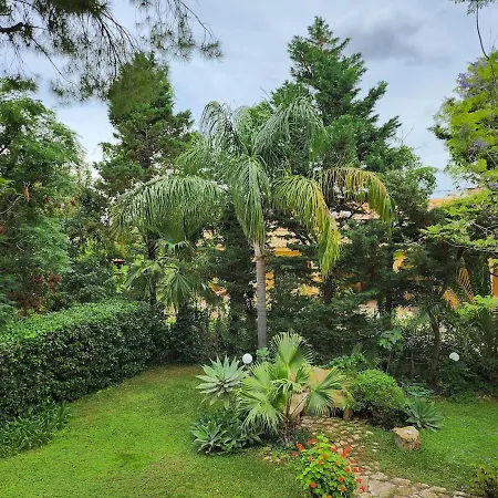 Villa Kinisia, Antica Dimora Siciliana *