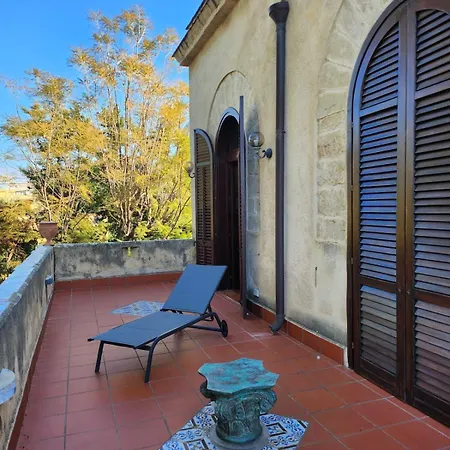 Kinisia, Antica Dimora Siciliana Villa Cinisi