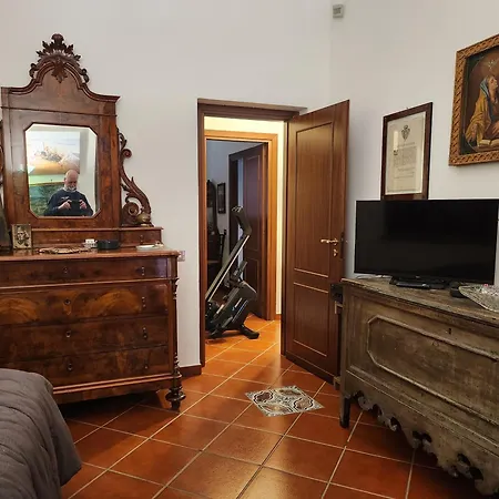 Kinisia, Antica Dimora Siciliana Villa Cinisi